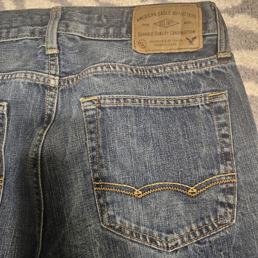 American Eagle Outfitters Light Wash Denim Pants with Classic Stitching